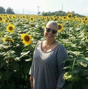 Meet your Posher, Wenona